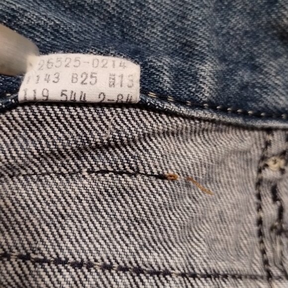 VTG Levi’s Jeans Women JUNIORS 13 STRAIGHT Leg USA 1984 525??? 28X31 WHITE TAB - Picture 12 of 13